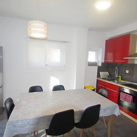 Am Apartman *